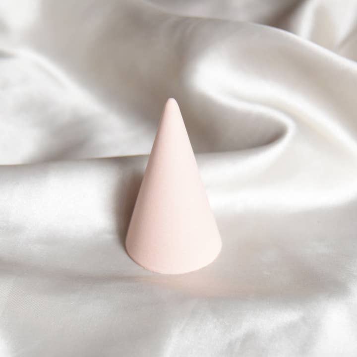 Fox and Bunny Rise - Wholesale Jewelry Stand & Display - Skyscraper Jesmonite Cone Ring Holder - Light Pink2