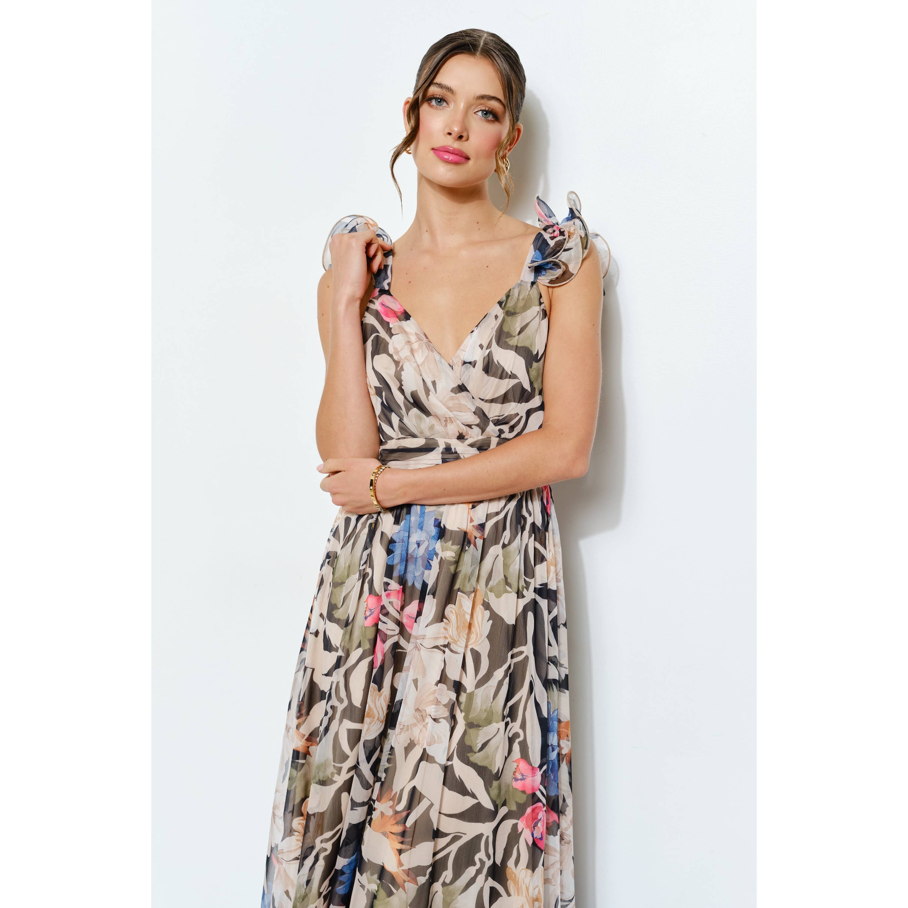 INA - Vendita all'ingrosso Vestito - Donna - Abito lungo a balze in chiffon floreale con spalle arricciate11