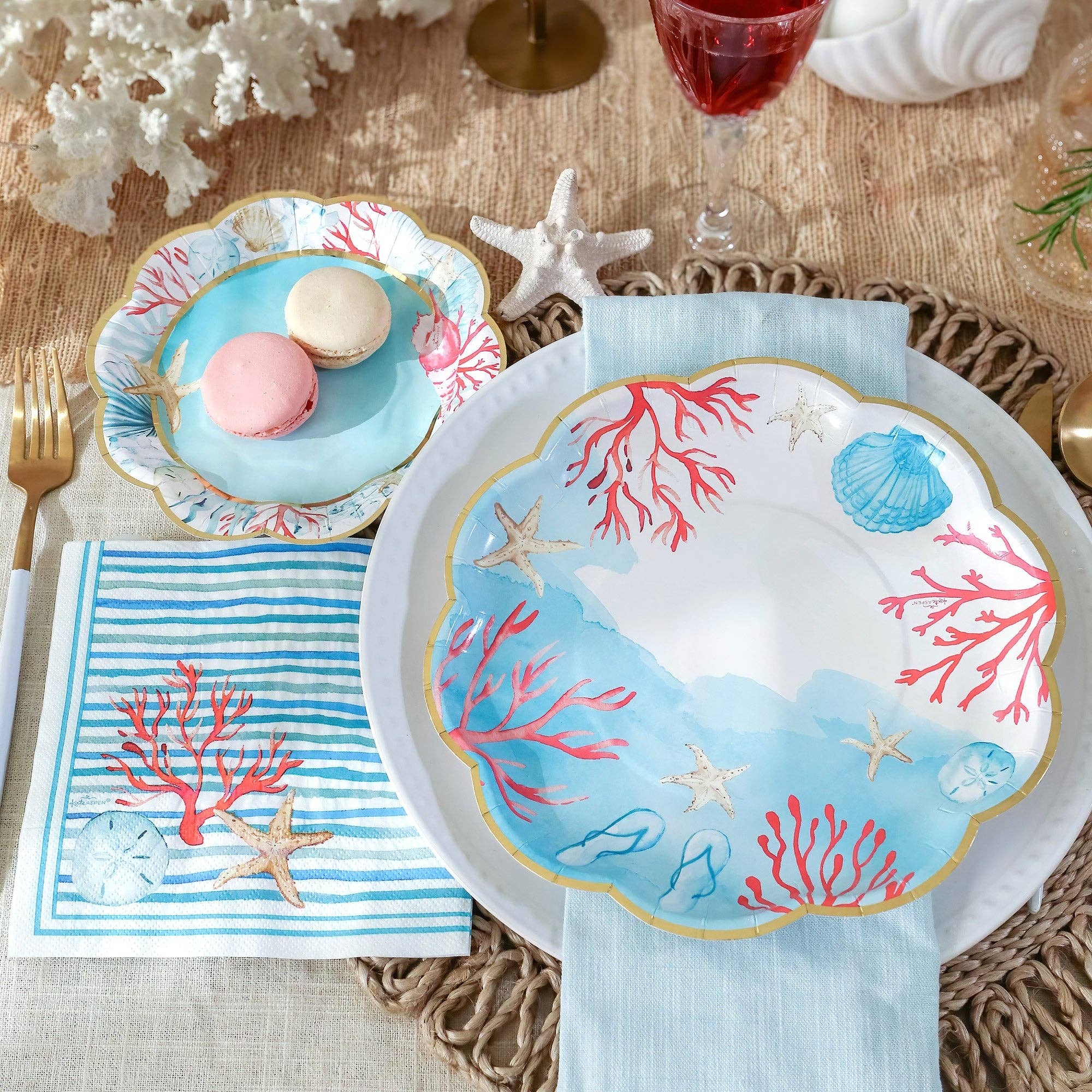 Kate Aspen - Wholesale Disposable Plate - Beach Party Tableware Set - 7” Plate (set of 16), 9” Plate (set of 16), and Napkin (set of 30)1