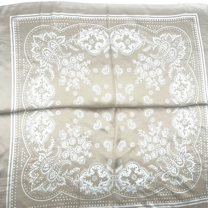 LINETA - Wholesale Scarf - Women's - D-140 Small bandana pattern scarf7