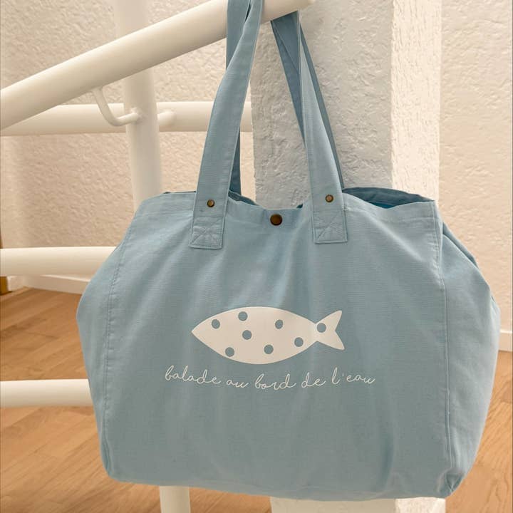 Large tote bag "Stroll by the Water" 5 colors to choose from for wholesale by Marcel & Lily