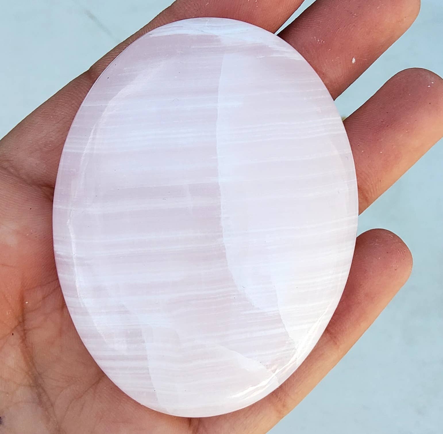 Metaphysical & Healing Crystals - Vendita all'ingrosso Pietra/cristallo spirituale - PIETRE PALMARI DI CALCITE ROSA FLUORESCENTE6