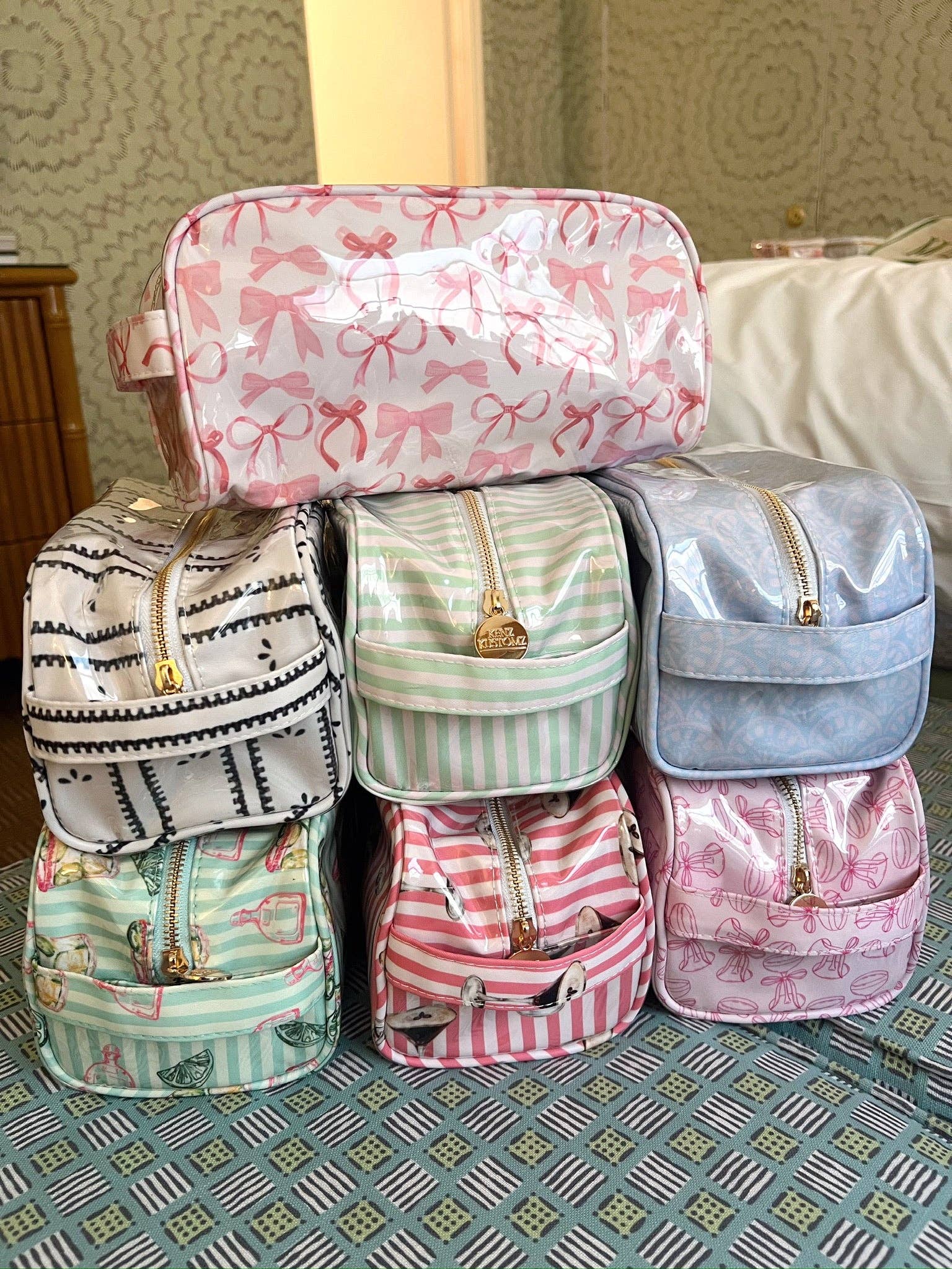 KENZKUSTOMZ - Wholesale Toiletry Bag - Women's - Clear Coat Toiletry Dopp Kit22