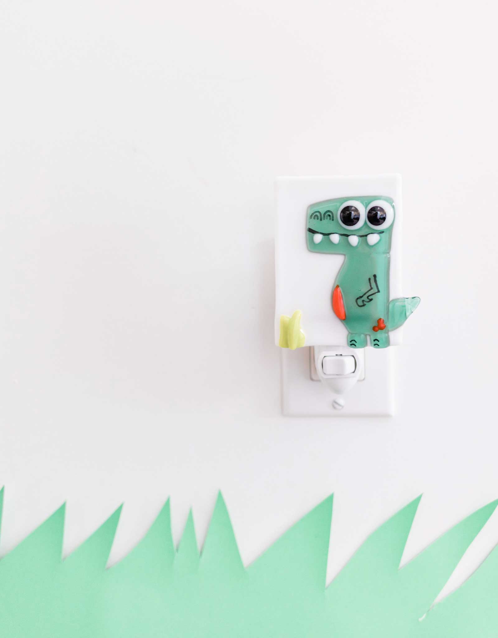 Shine on me Distribution - Wholesale Night Light - Kids & Baby - Night Light - Dinosaur - T-Raph
