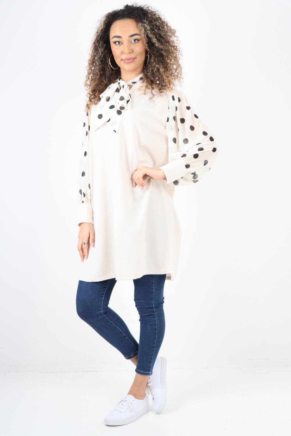 Miss Bold – Engroshandel Tunika - Dame – Italiensk Polka Dot Print Pussy Bow Langærmet Tunika Skjorte13