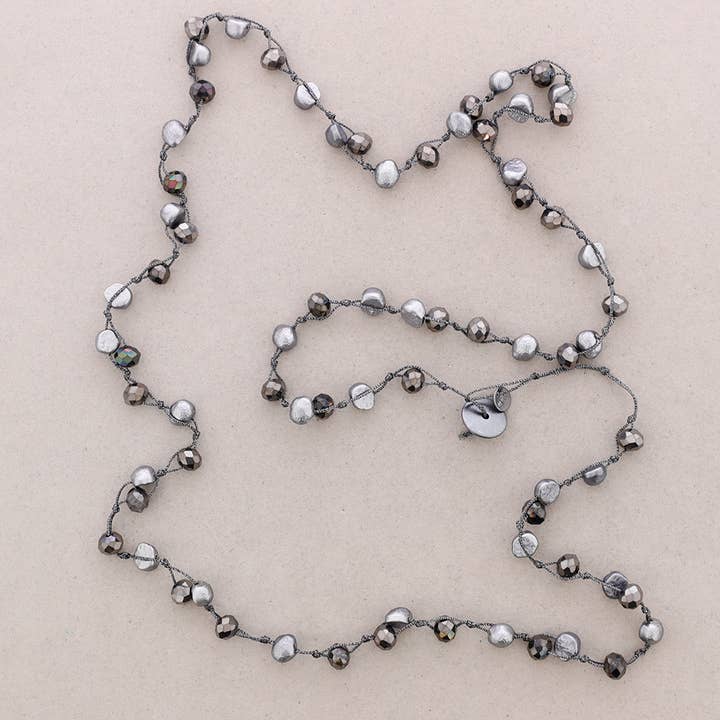 Lange, geflochtene Halskette aus zwei Materialien mit Perlen für den Großhandel von Sonata