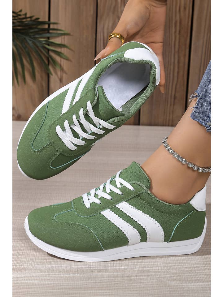 Aapparella - Wholesale Lifestyle Sneakers - Women's - Colorblock Contrast PU Panel Sneakers | US6-108