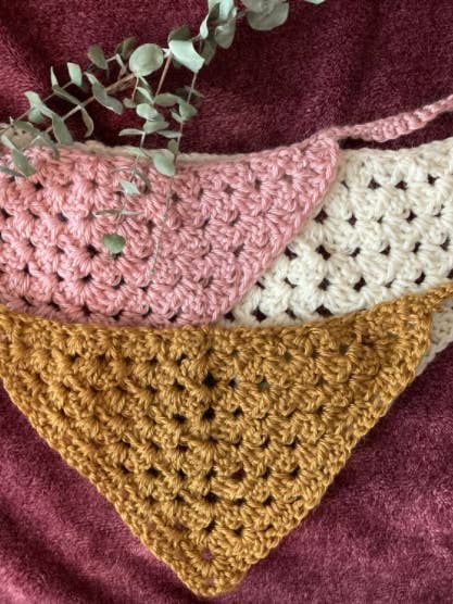Bandana bohème en crochet pour la vente par Trperrymakes