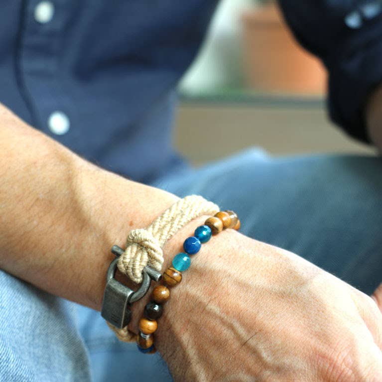 Être - Bracelets & Accessories - Wholesale Beaded Bracelet - Men's Bracelet | Cube - Green1