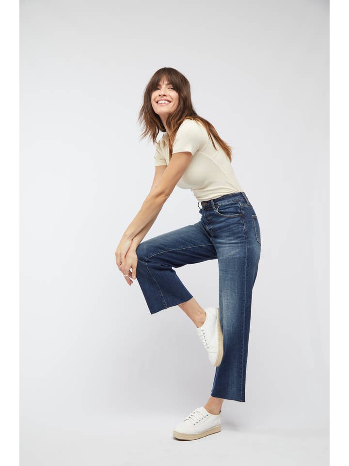 Oliver Logan - Wholesale Jeans - Women's - Aberdeen Ankle Crop High Rise Jean, Dark Aged Vintage