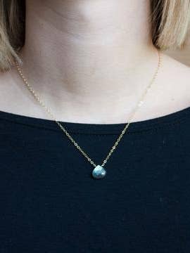 Collier Pendentif Brie | Labradorite pour la vente par Pure Indigo Design