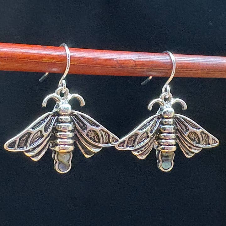 Boucles d'oreilles en métal insecte luciole de feu d'abalone FR3249 et autres tendances Résultats pour luciole en vente B2B. Retours gratuits et paiement à 60 jours sur Faire sur Faire.