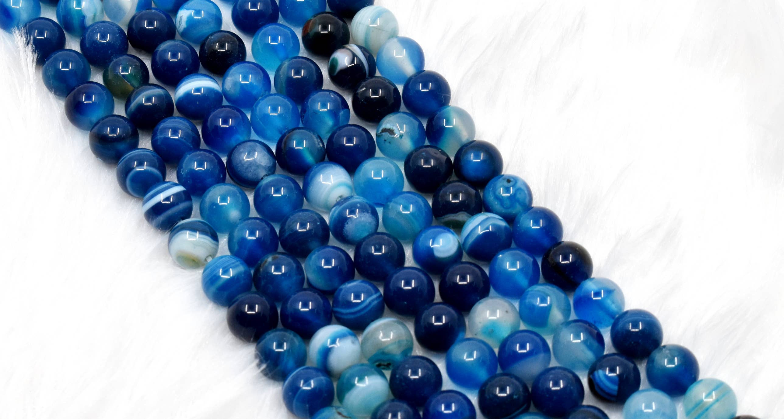 AK Healing Crystals - Wholesale Beaded Bracelet - Banded Agate Blue Round Beads, Crystal Bead Jewelry 6-10mm0