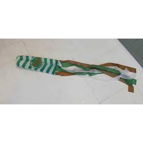 Manche à air Wiltshire de 60 po en nylon pour la vente par Worldwide Flags Ltd