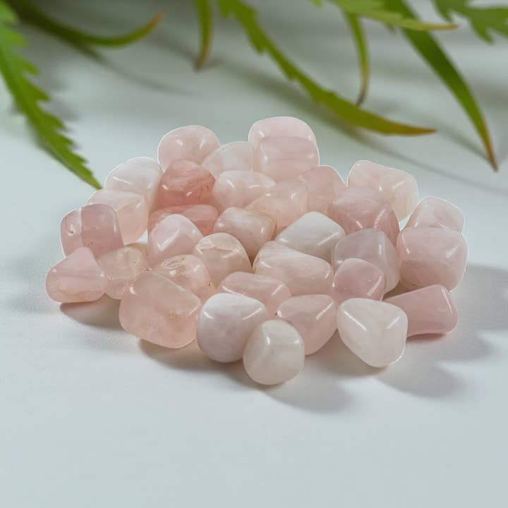Rose Quartz Tumbled 20-30mm 1KG/2lbs for wholesale by Quasar Gems USA