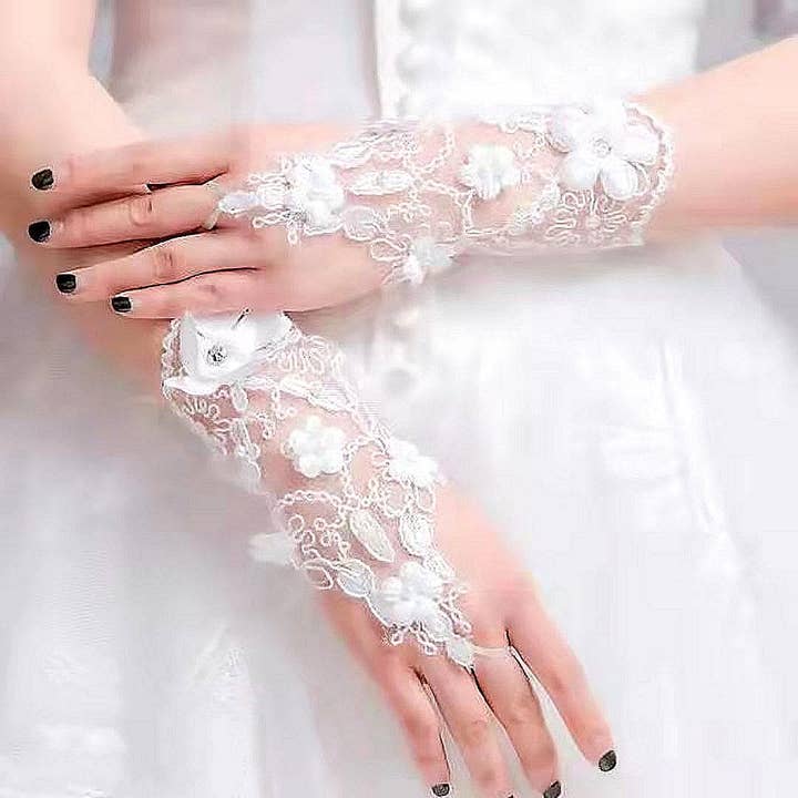 Bridal Mesh Gloves for wholesale by Diacly