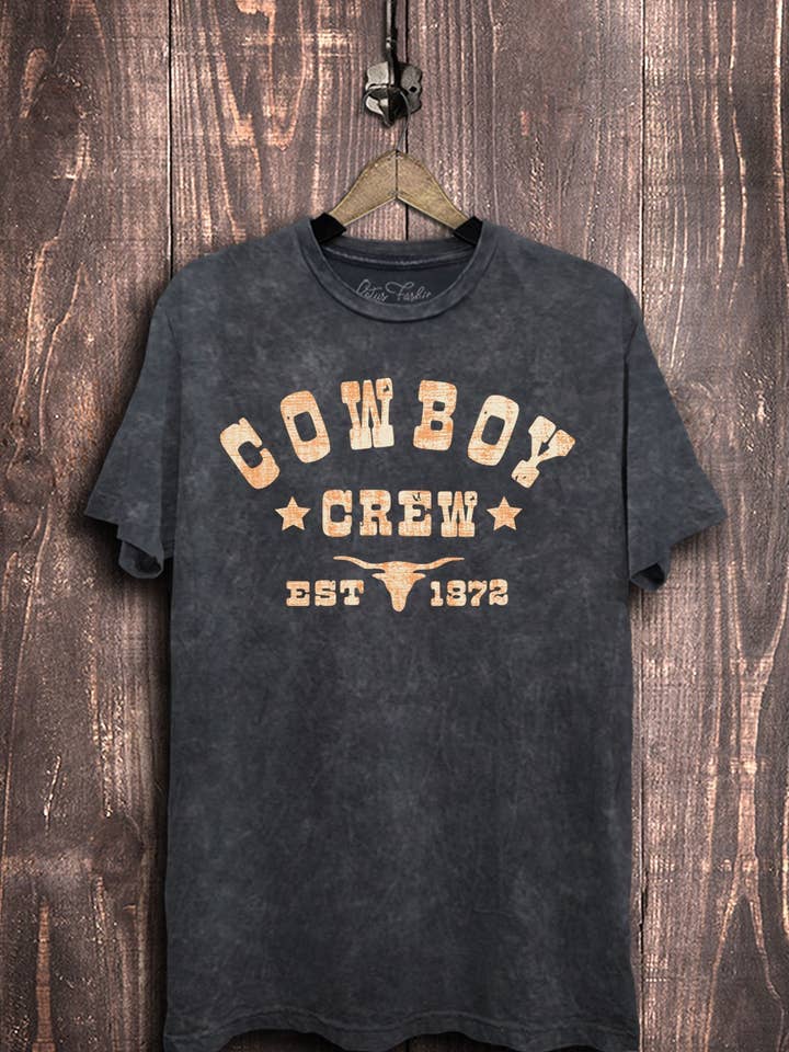 Top à imprimé Cowboy Crew pour la vente par Lotus Fashion Collection