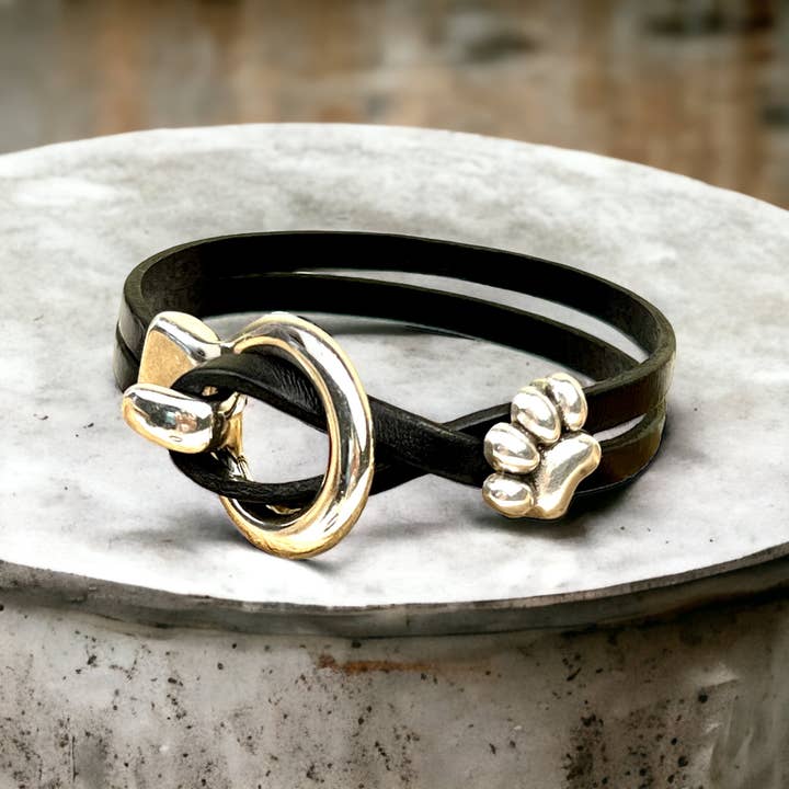 Jackie Gallagher Designs - Handmade Coastal Jewelry - Wholesale Bangle Bracelet - Paw Circle Clasp Leather Bracelet