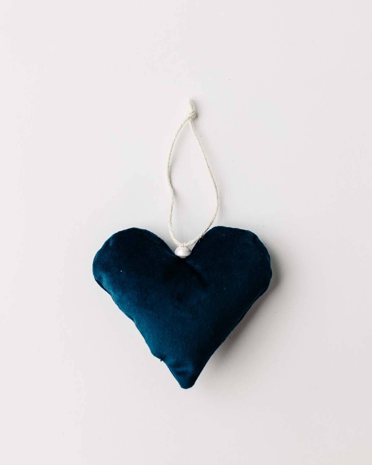 Vi Bella - Wholesale Ornament - Velvet Ornament15