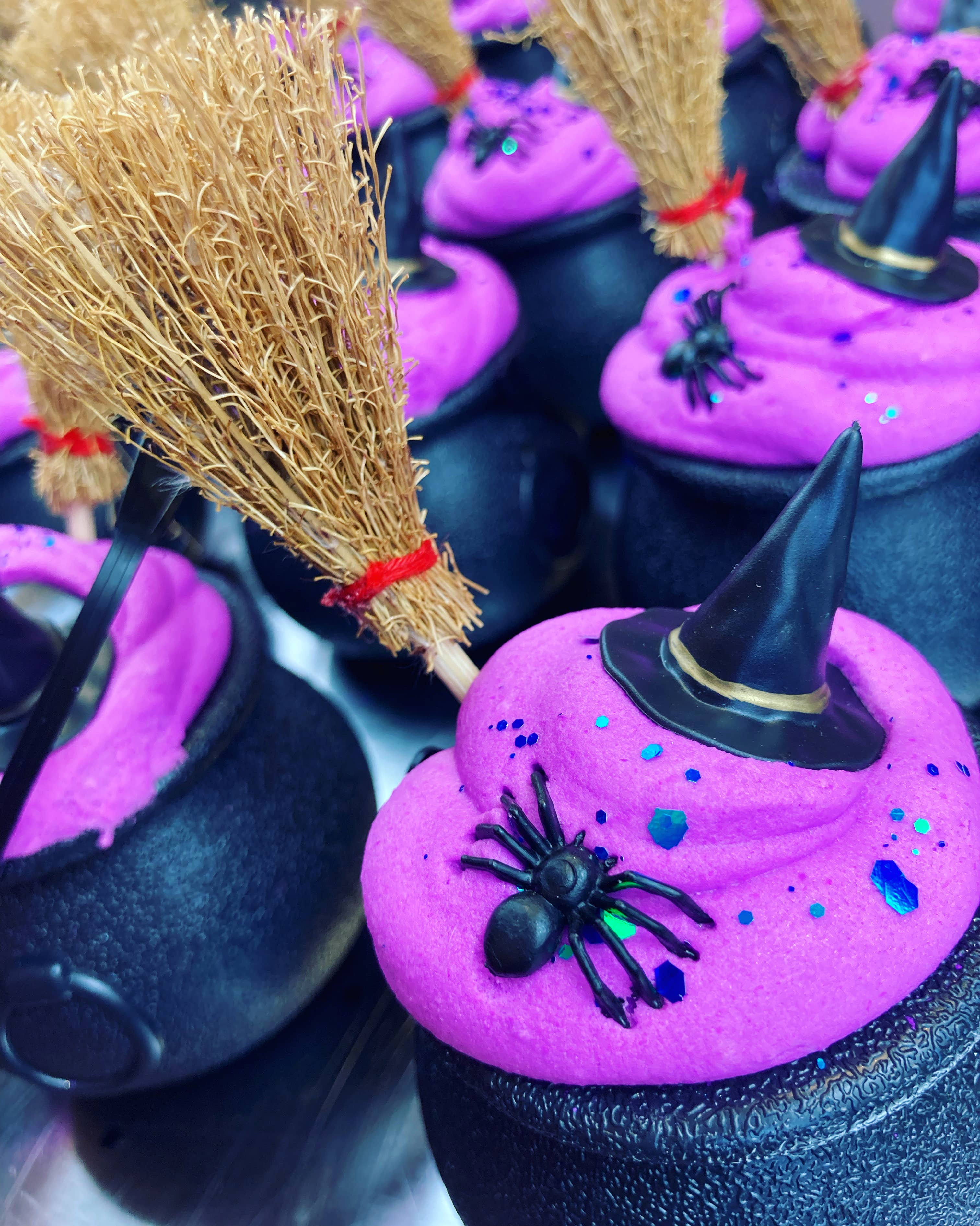 Soul Energy - Wholesale Bath Bomb/Fizz - Witch Spell Cauldrons Bath Bomb1