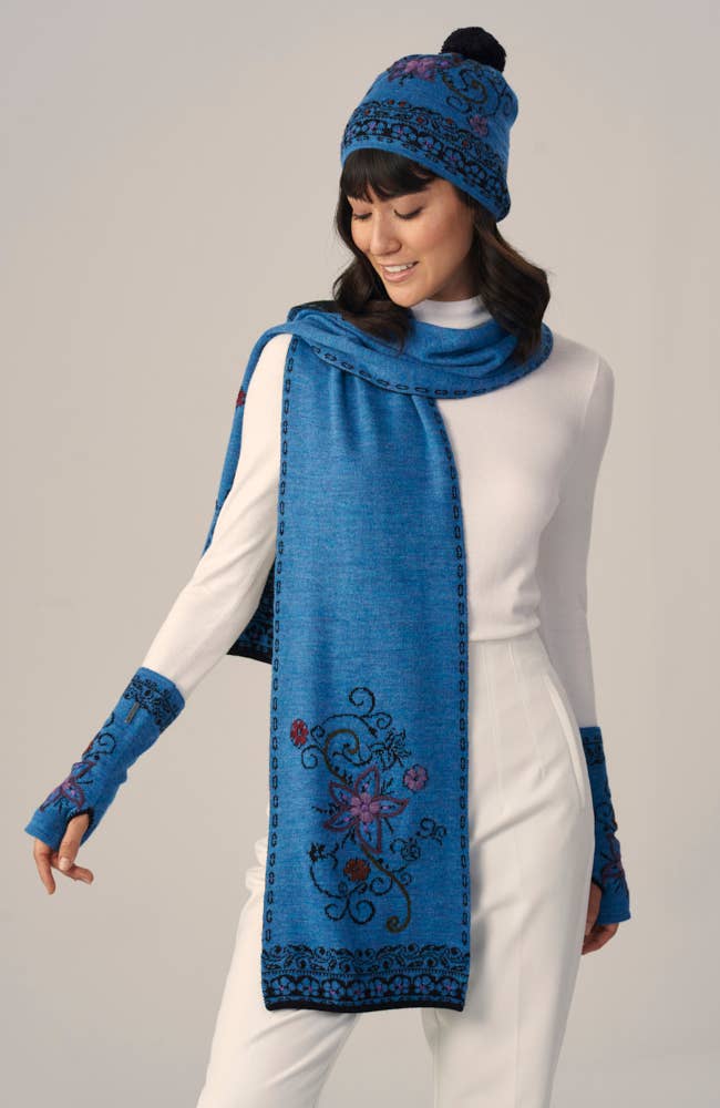 WUAMAN - Alpaca - Wholesale Scarf - Women's - Emilia Alpaca Scarf | Hand Embroidery | Floral2