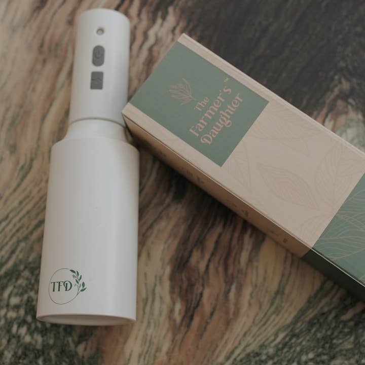 The Farmer's Daughter - Wholesale Plant Mister - Modern 0.75L Electric Rechargeable Mister – for Plants&Home4