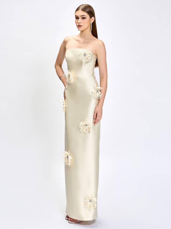 CREAM KEZIA 3D FLORAL MAXI BL80D21L for wholesale on Faire5