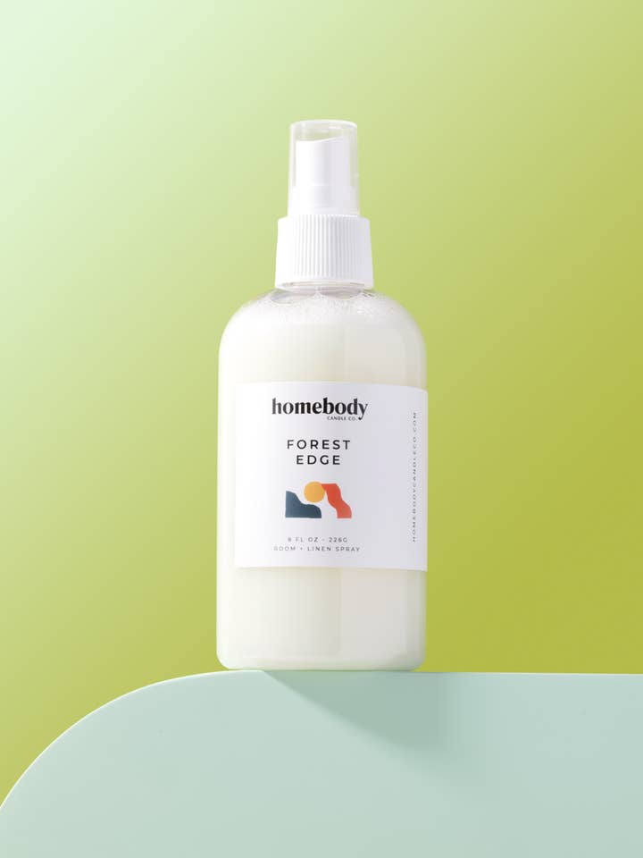 Forest Edge • rumspray ✴ Winter 2024 Kollektion for engroshandel hos Homebody Candle Co.