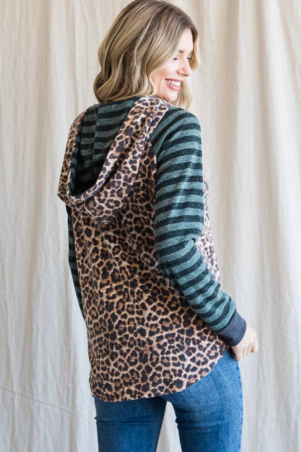 7th Ray – Großhandel Hoodie – Damen – Leopardenstreifen Ärmel Kordelzug Kapuzenpullover T44361