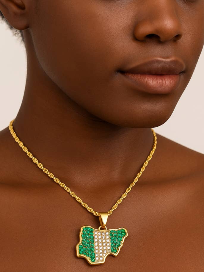 Collana con bandiera di strass della Nigeria per la vendita all'ingrosso da parte di DUA MENKA