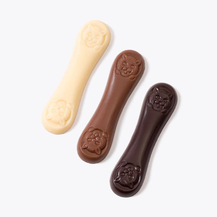 Assorted Cat Tongues - Bulk 860g for wholesale by Bomboneria Pons