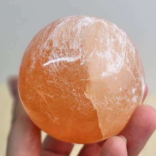 UNDERSUN.STORE - Wholesale Spiritual Stone/Crystal - Peach Selenite Sphere 5-6 cm0