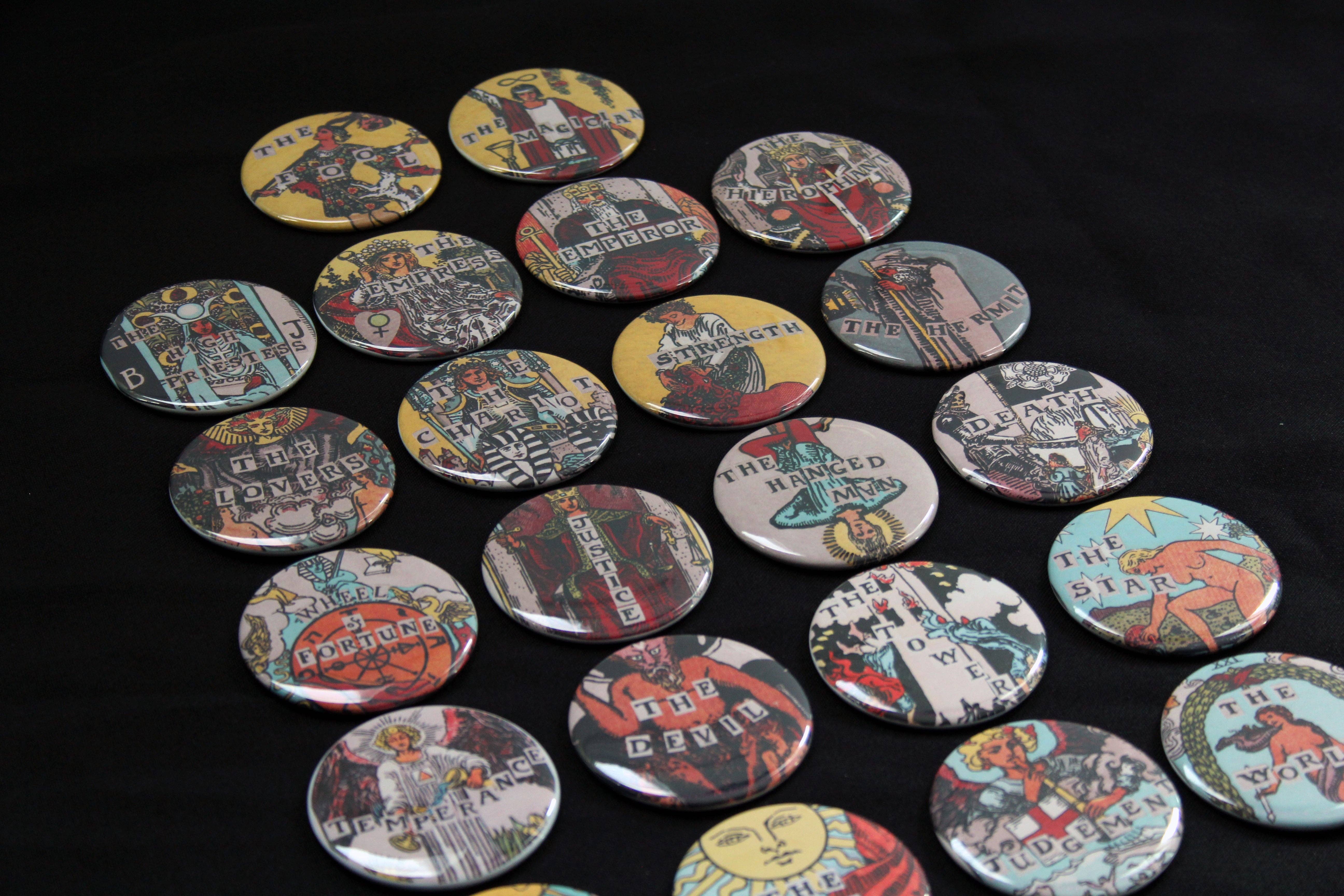 Midge Blitz – wholesale Compact mirror – Collage Tarot Pocket Mirror2