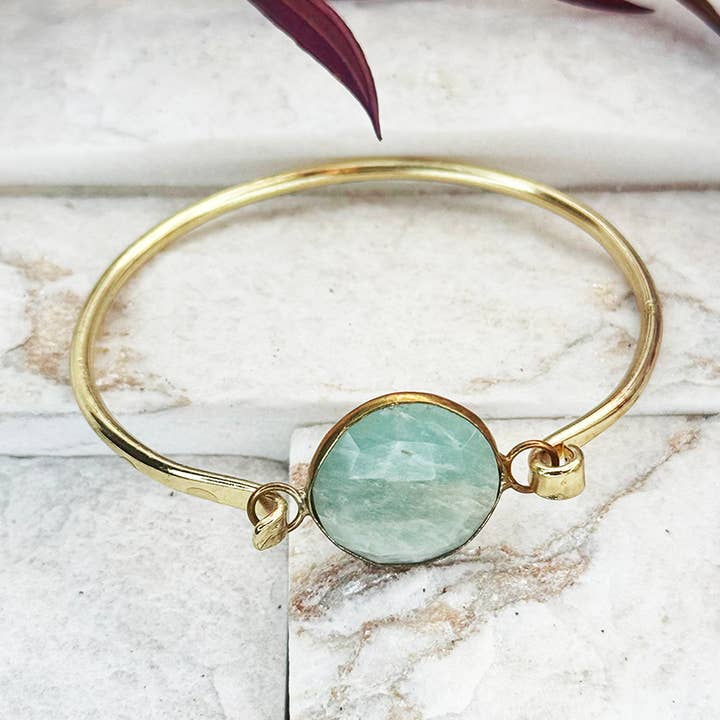 Bracciale placcato oro con pietra semipreziosa - Amazzonite e ulteriori Risultati per semilavorati bigiotteria all'ingrosso. Resi gratuiti e termini di pagamento a 60 giorni su Faire in tendenza su Faire.