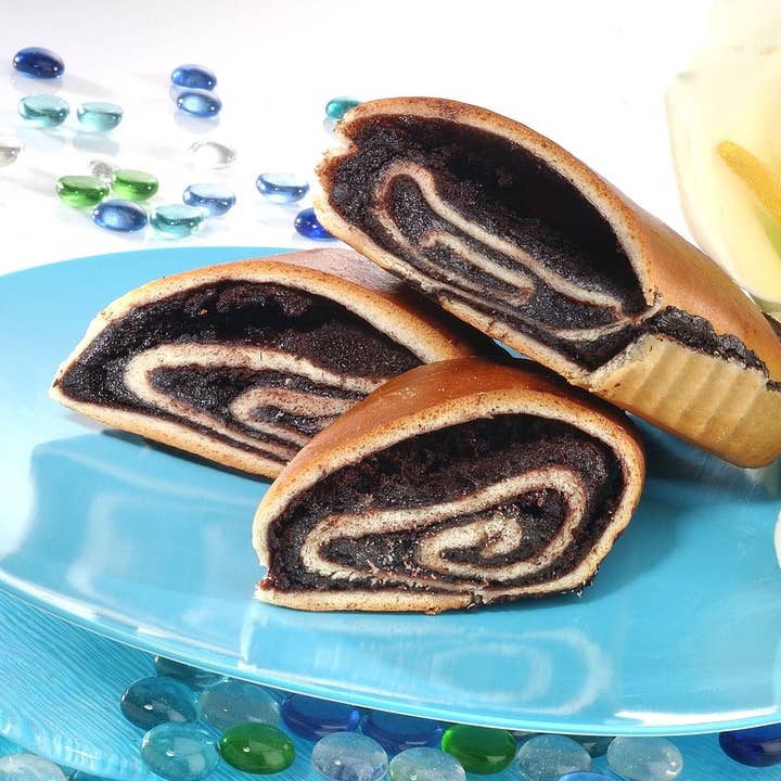 Reisman's Bakery - Wholesale Chocolate Covered Sweets - sugar free chocolate strip2