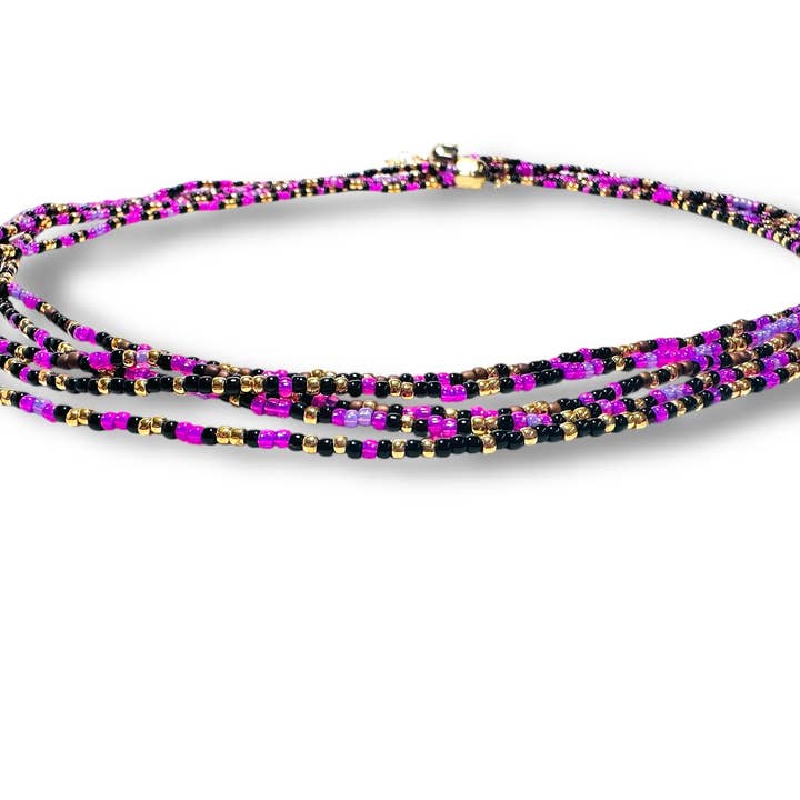 Collana con Fili Rosa, Neri e Dorati per la vendita all'ingrosso da parte di Janine’s Jewelry Design