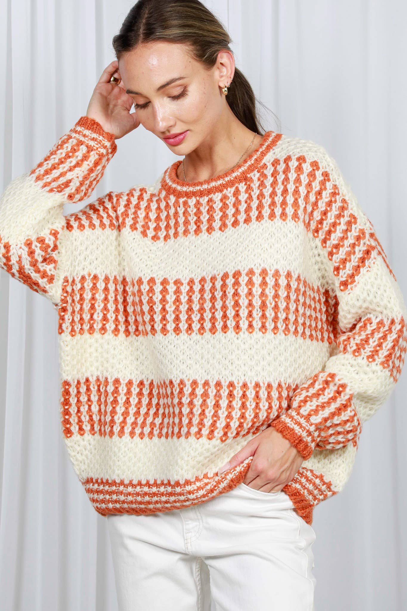 Vine & Love – wholesale Knitted jumper – Women′s – Crew Neck Color Blocked Knitted Sweater Top VT3145523