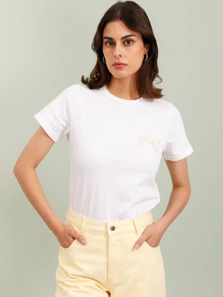 32023 CAMISETA NUDO para venta al por mayor de Daphnea