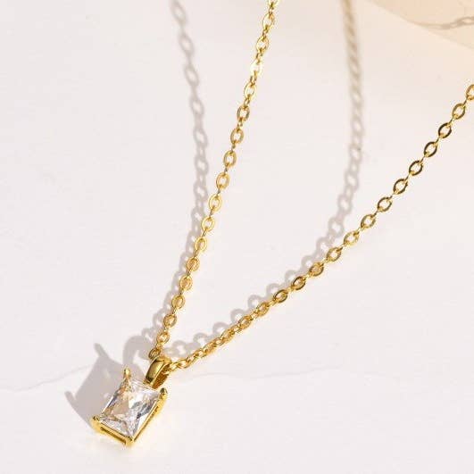 JOSSLYN by wall to wall - Wholesale Pendant/Charm Necklace - 18K STAINLESS STEEL TARNISH FREE GLASS NECKLACE | 40NK9444