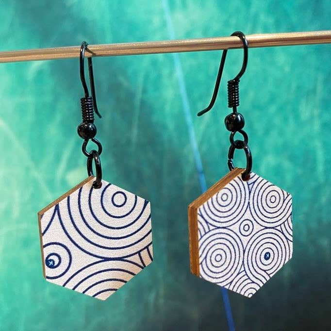 Umbeline for wholesale by Rekto Verso