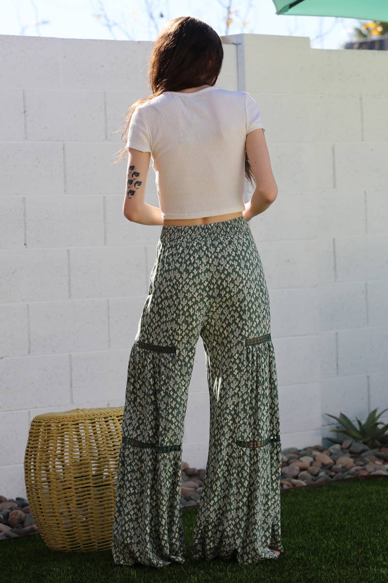 ANGIE – wholesale Pants – Women's – 25R84-W980 ELASTIC WAIST WIDE LEG PANTS WITH LACE TRIM4