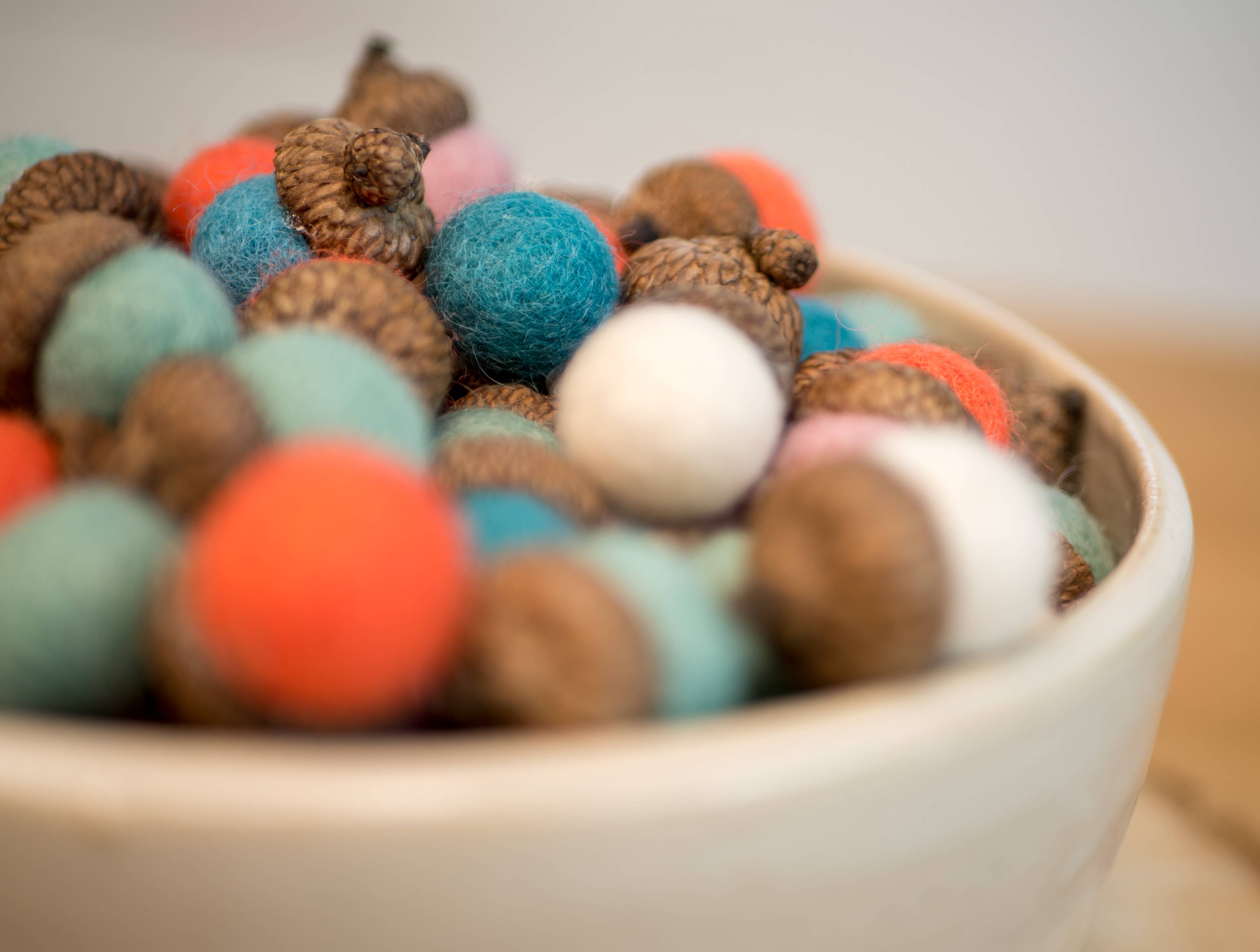 Root To Vine – wholesale Decorative tabletop object – Spring Felt Acorns-Set of 12-Spring Decor-Valentines
-Easter2