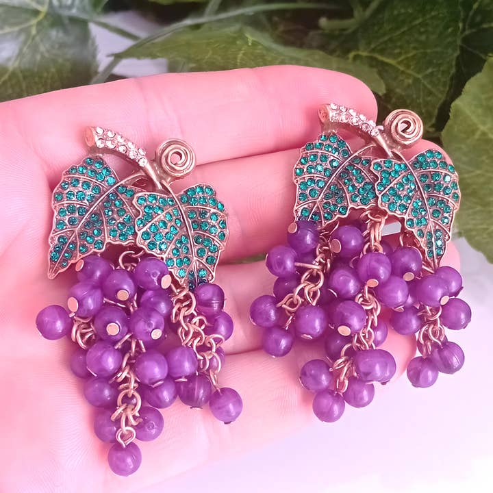 Wild & Free - Wholesale Dangle Earrings - Purple grape earrings, dangle earrings, handmade grape earrings2