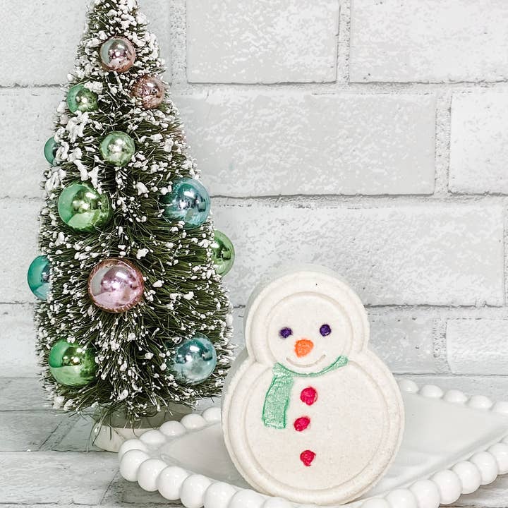Snowman Bath Bomb for wholesale by Green Bubble Gorgeous