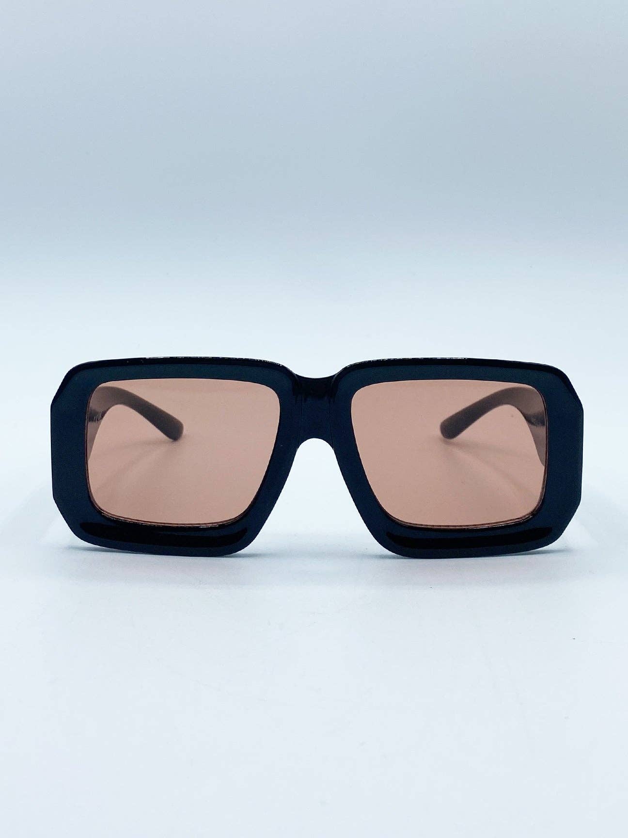 AFA COLLECTIVE – wholesale Sunglasses – Unisex – Square Frame Sunglasses In Black with Orange Lenses