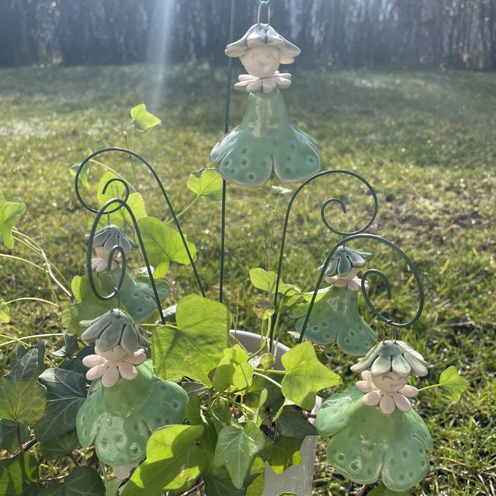 Pannonhem AB. - Wholesale Garden/Lawn Stake - Hanging Ceramic Green Miss Strawberry, Plant stake3