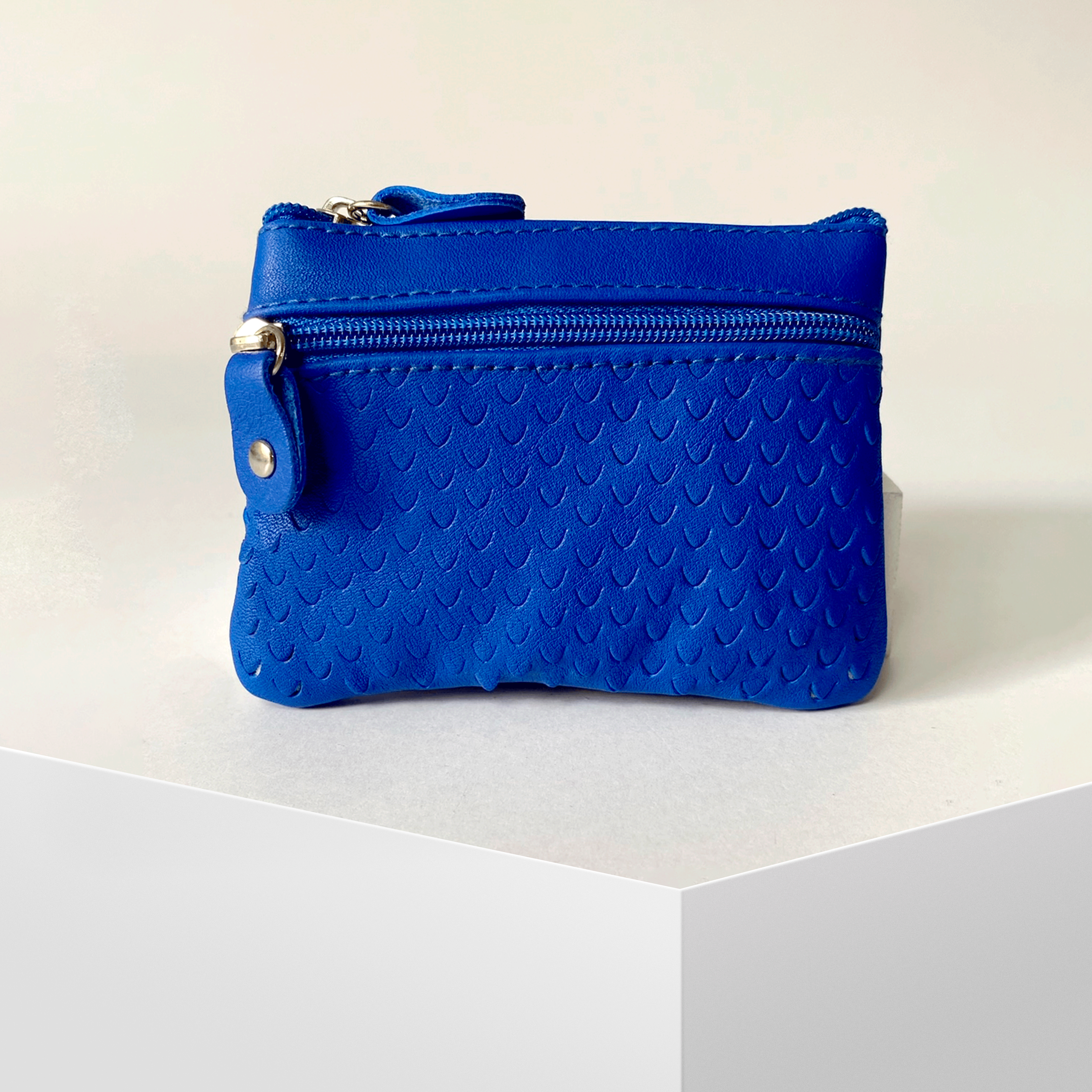 VALTICO - Wholesale Coin Purse - Women's - Small leather purse with two zippers.0