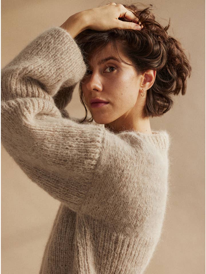 ASME STUDIOS - Wholesale Knit Sweater - Women's - Luca Sweater // Sand Alpaca Wool & Silk