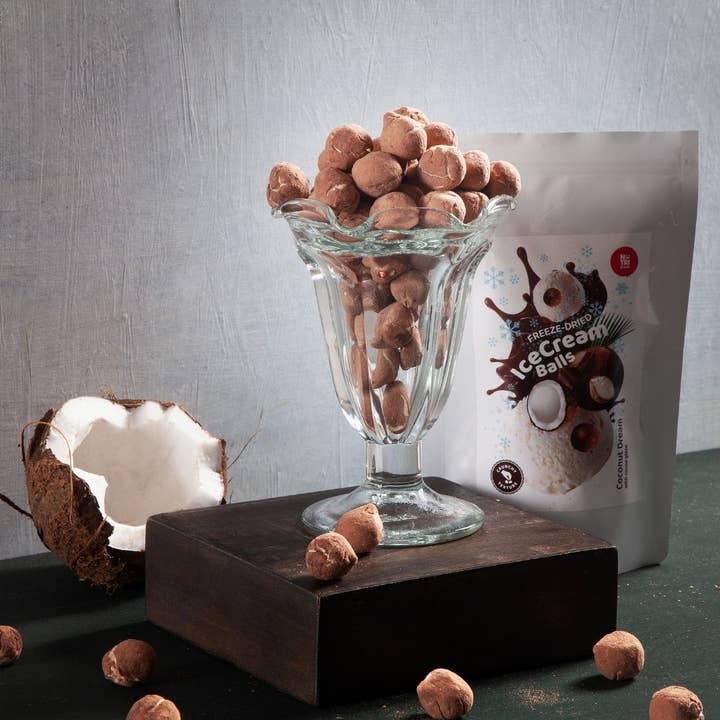 NutriBoom - Wholesale Ice Cream/Sorbet - Freeze Dried Ice Cream Bubbles Coconut Dream 45g