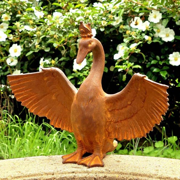 Cast Iron Crowned swan Sculpture for wholesale by Artisan Metal Art INC